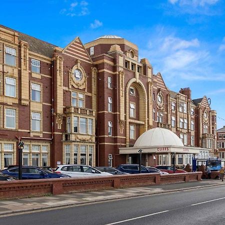 Cliffs Hotel Blackpool Exteriör bild